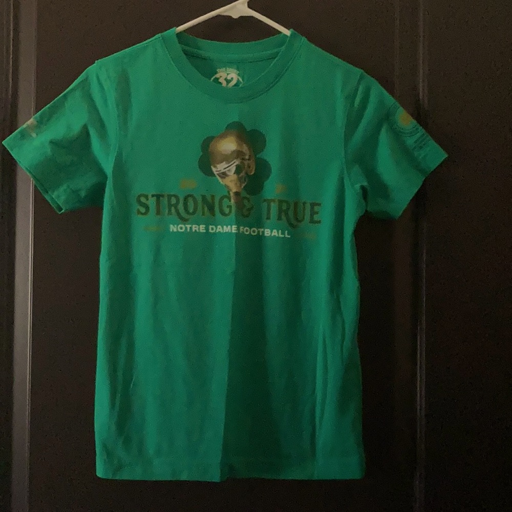 Youth Norte Dame tee shirt, size YM